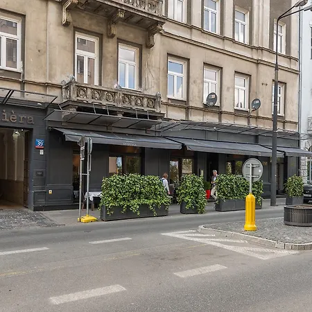 P&o Plac Zbawiciela * Warschau