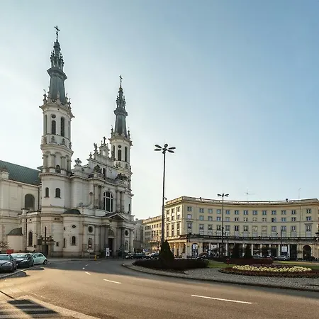 P&o Plac Zbawiciela *